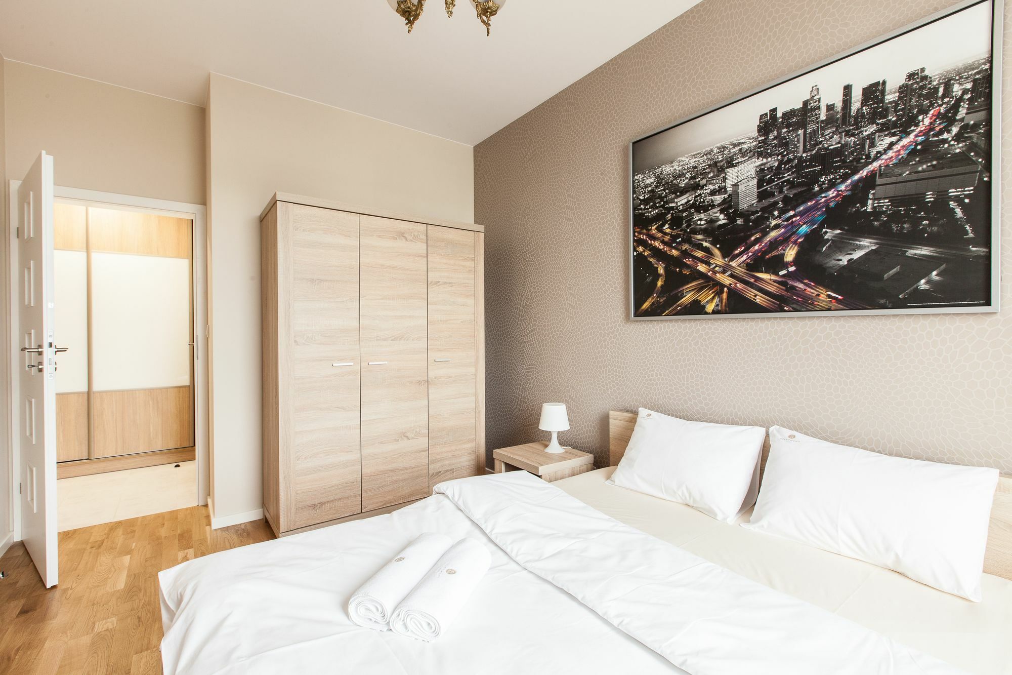 Warsaw Aparthotel Exterior photo
